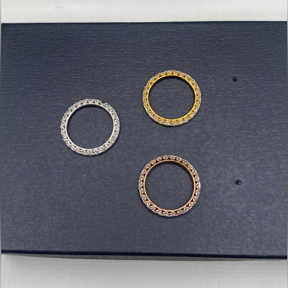 💎Guess Tricolor Rhinestone Ring Set - Picture 3 of 3